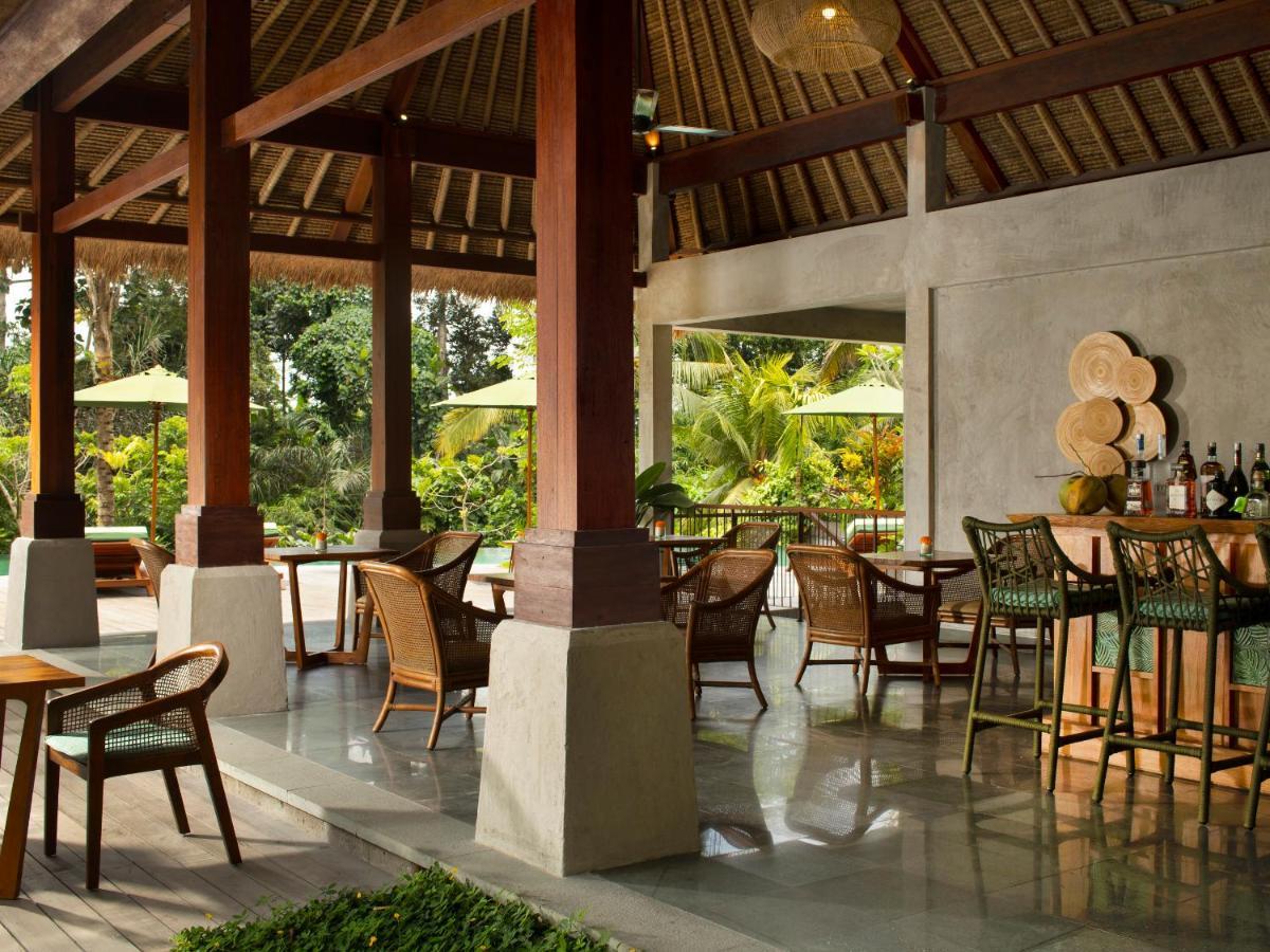 מלון אובוד Adiwana Suweta מראה חיצוני תמונה The bar at the Four Seasons Resort Bali at Sayan