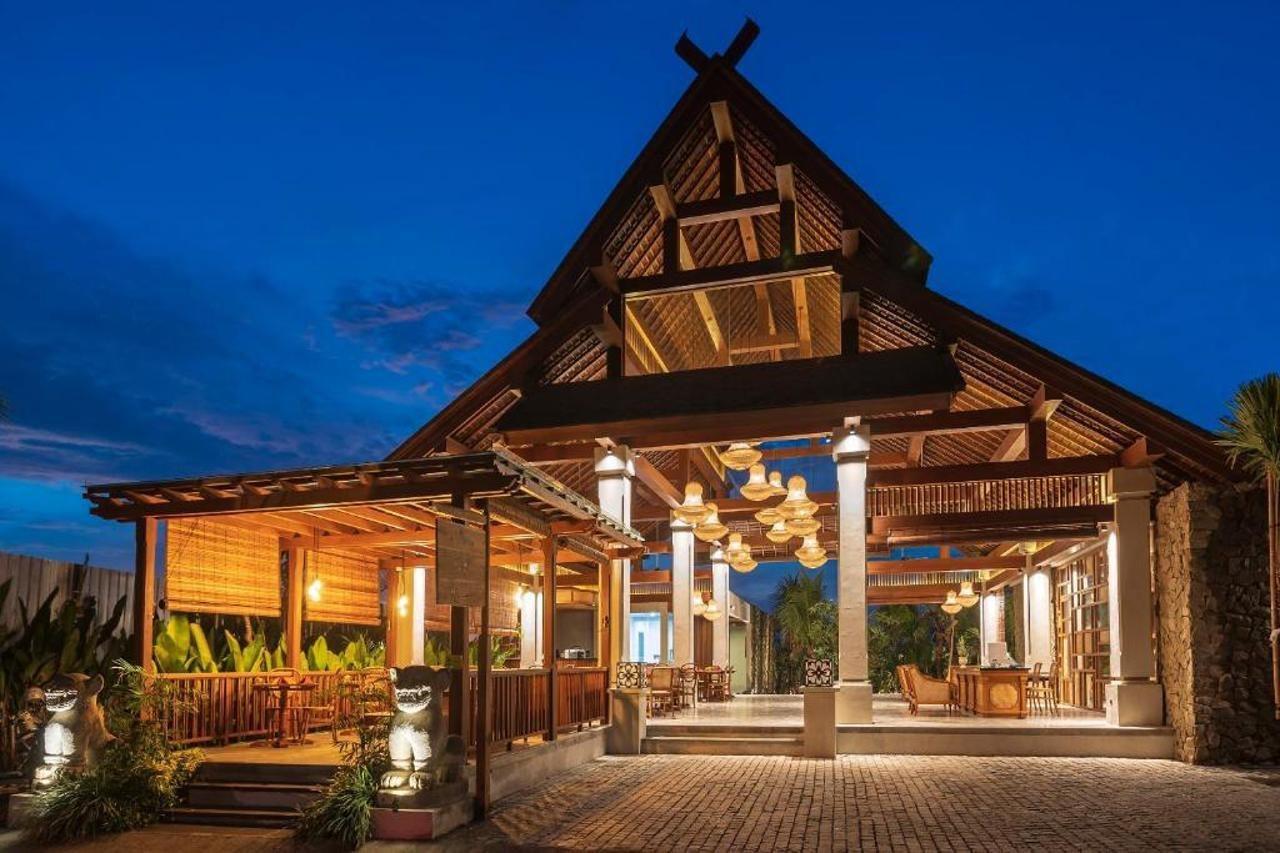 מלון אובוד Adiwana Suweta מראה חיצוני תמונה The resort's lobby