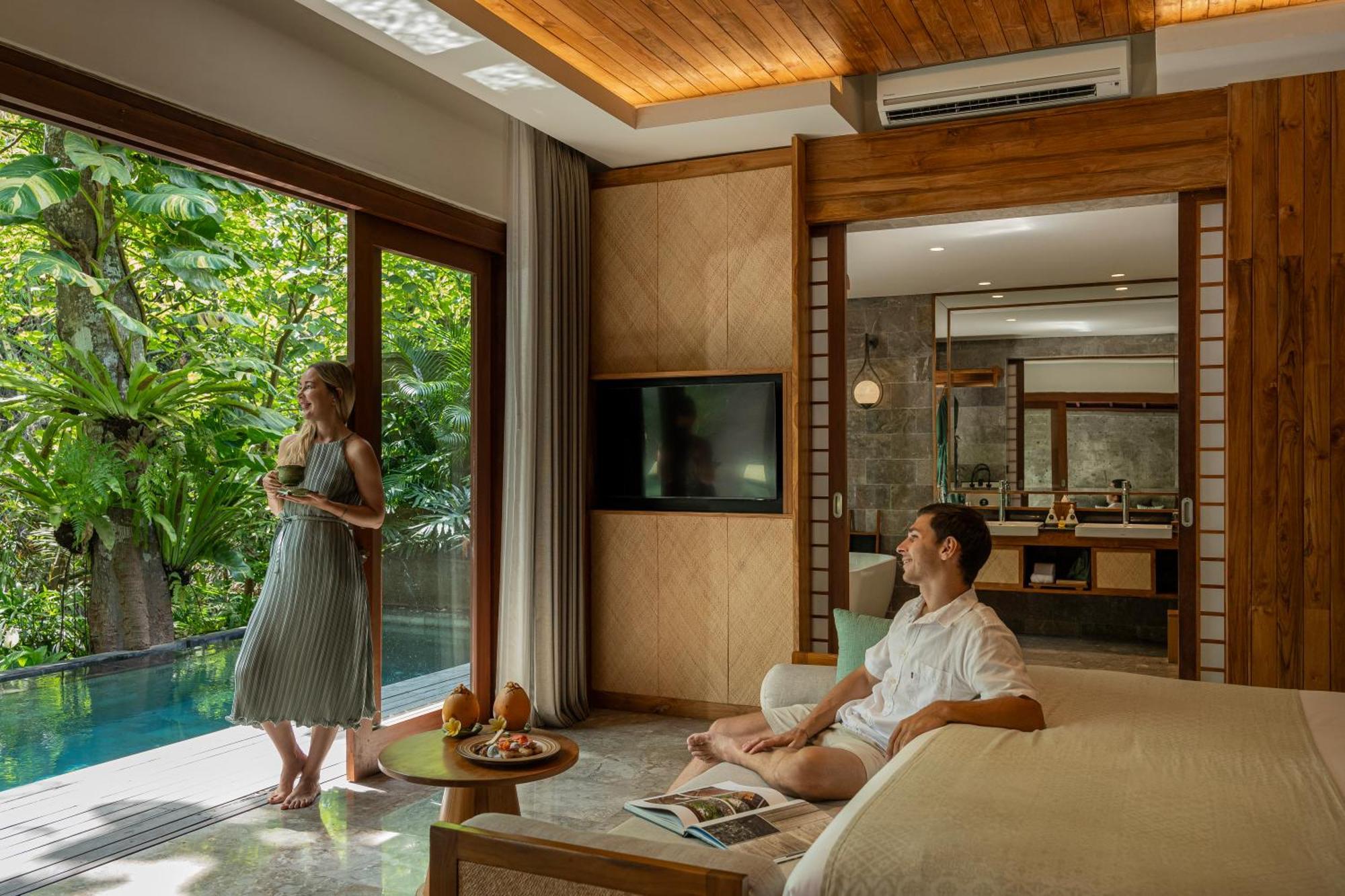 מלון אובוד Adiwana Suweta מראה חיצוני תמונה A bedroom at the resort